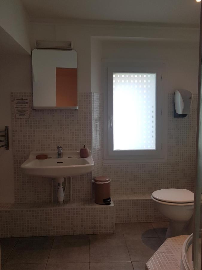 Le Saint Jean Hotel Barbentane Luaran gambar
